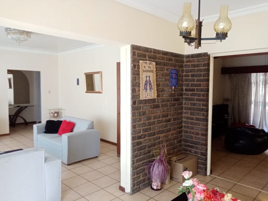 4 Bedroom Property for Sale in Meyerspark Gauteng