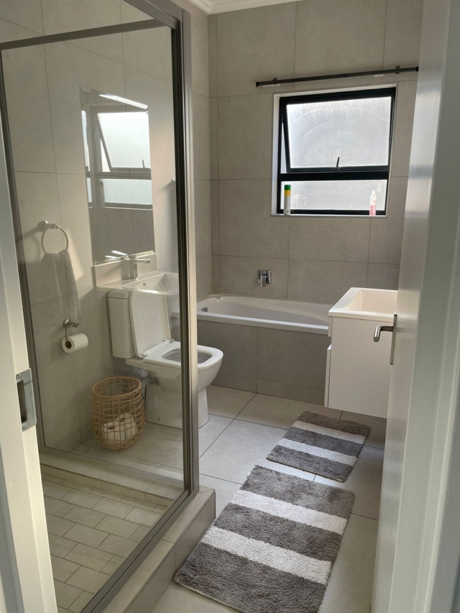 2 Bedroom Property for Sale in Craigavon Gauteng