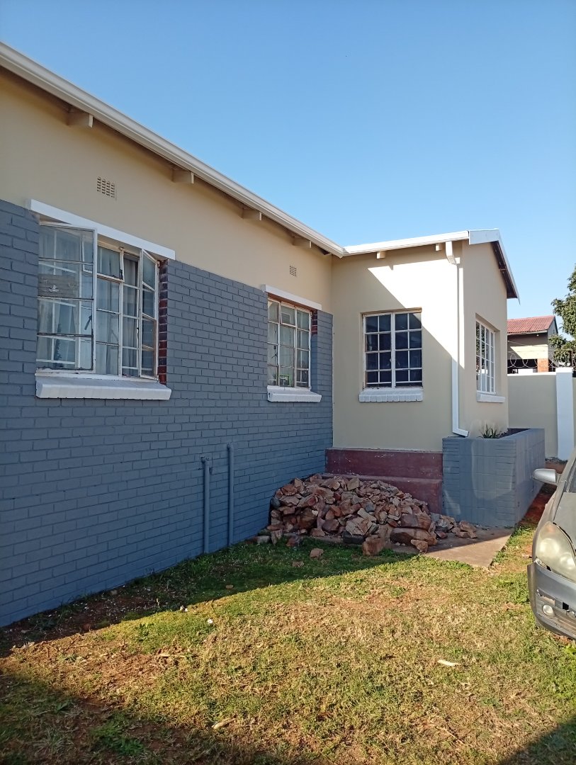 6 Bedroom Property for Sale in Crosby Gauteng