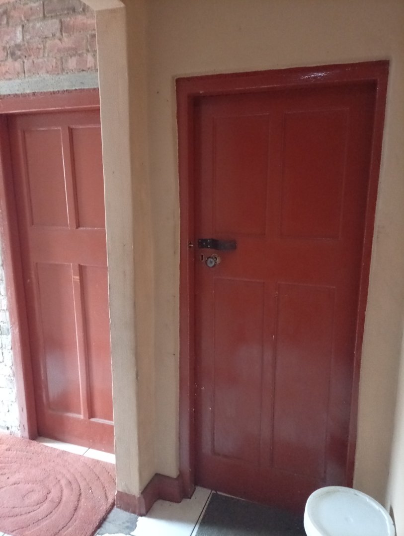 6 Bedroom Property for Sale in Crosby Gauteng