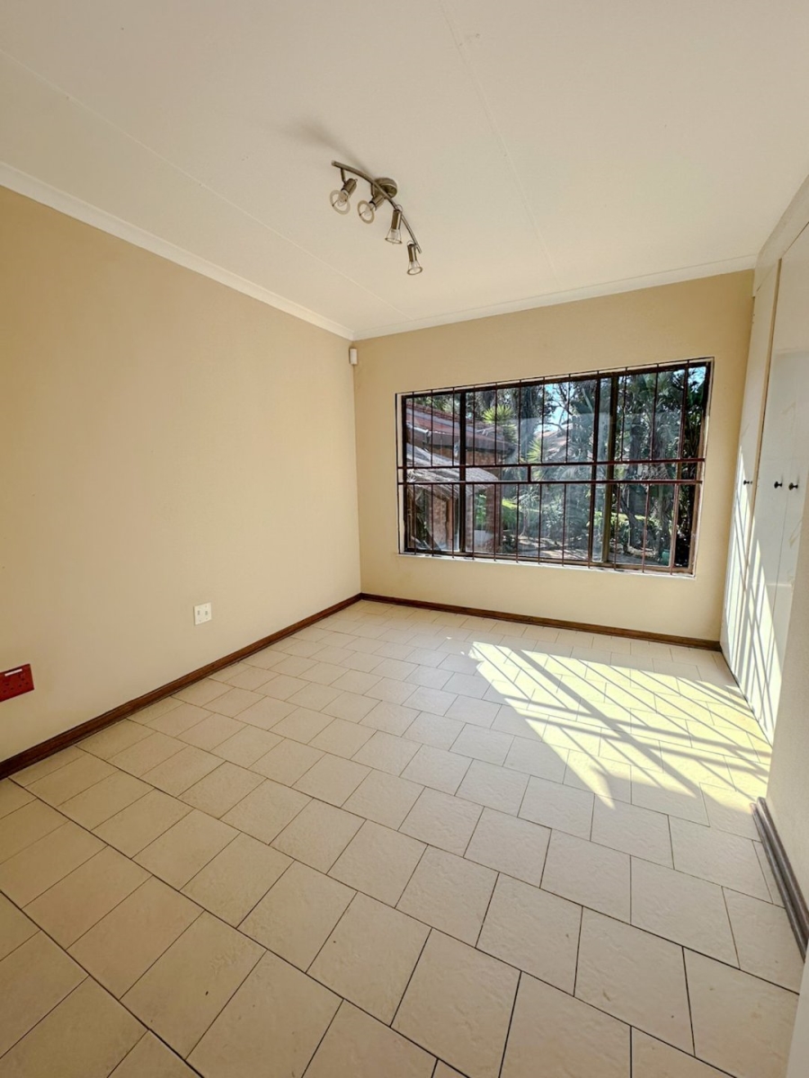 To Let commercial Property for Rent in Ruimsig Gauteng