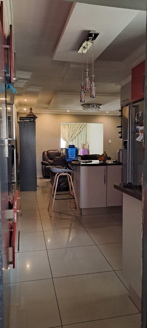 To Let 3 Bedroom Property for Rent in Capital Park Gauteng
