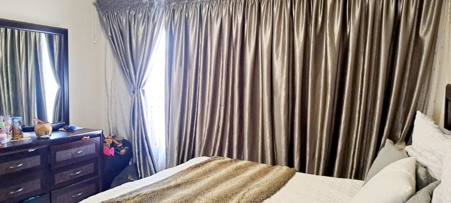 To Let 3 Bedroom Property for Rent in Capital Park Gauteng