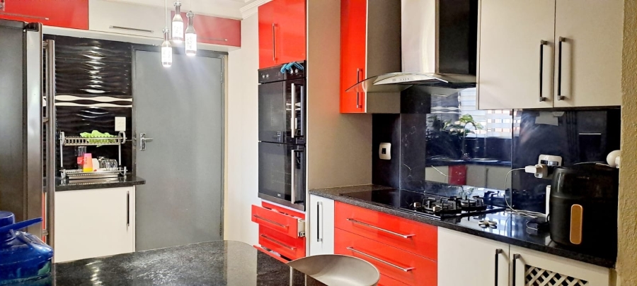 To Let 3 Bedroom Property for Rent in Capital Park Gauteng