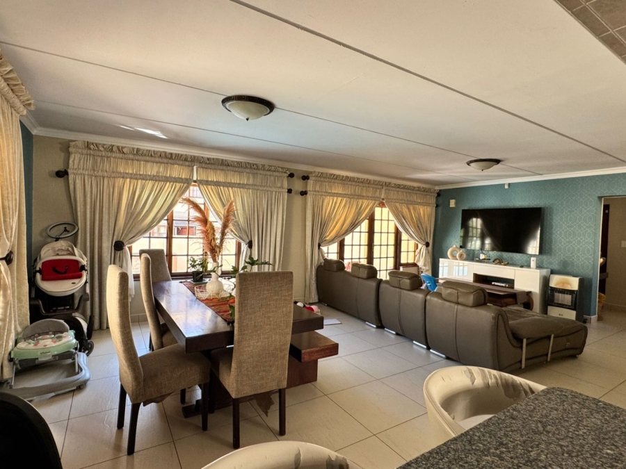 To Let 3 Bedroom Property for Rent in Noordwyk Gauteng