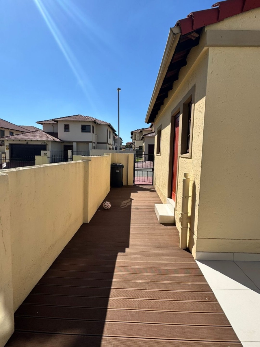 To Let 3 Bedroom Property for Rent in Noordwyk Gauteng