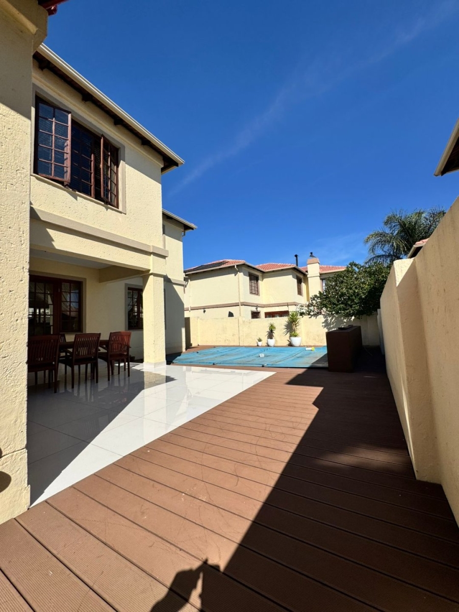 To Let 3 Bedroom Property for Rent in Noordwyk Gauteng