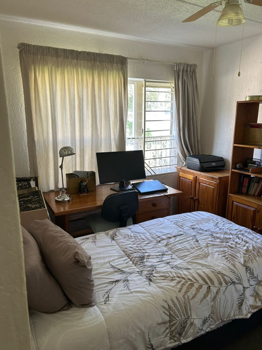2 Bedroom Property for Sale in Weltevreden Park Gauteng