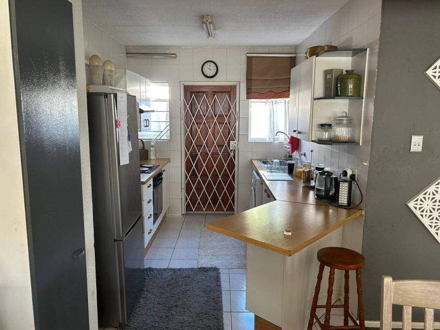 2 Bedroom Property for Sale in Weltevreden Park Gauteng