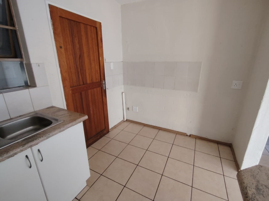 2 Bedroom Property for Sale in Heuwelsig Estate Gauteng