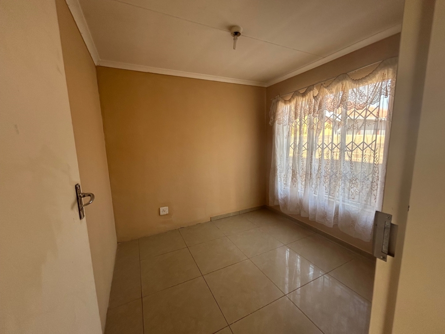  Bedroom Property for Sale in Evaton West Gauteng