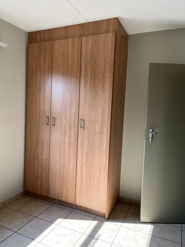 To Let 2 Bedroom Property for Rent in Kibler Park Gauteng