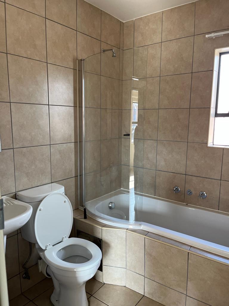 To Let 2 Bedroom Property for Rent in Kibler Park Gauteng