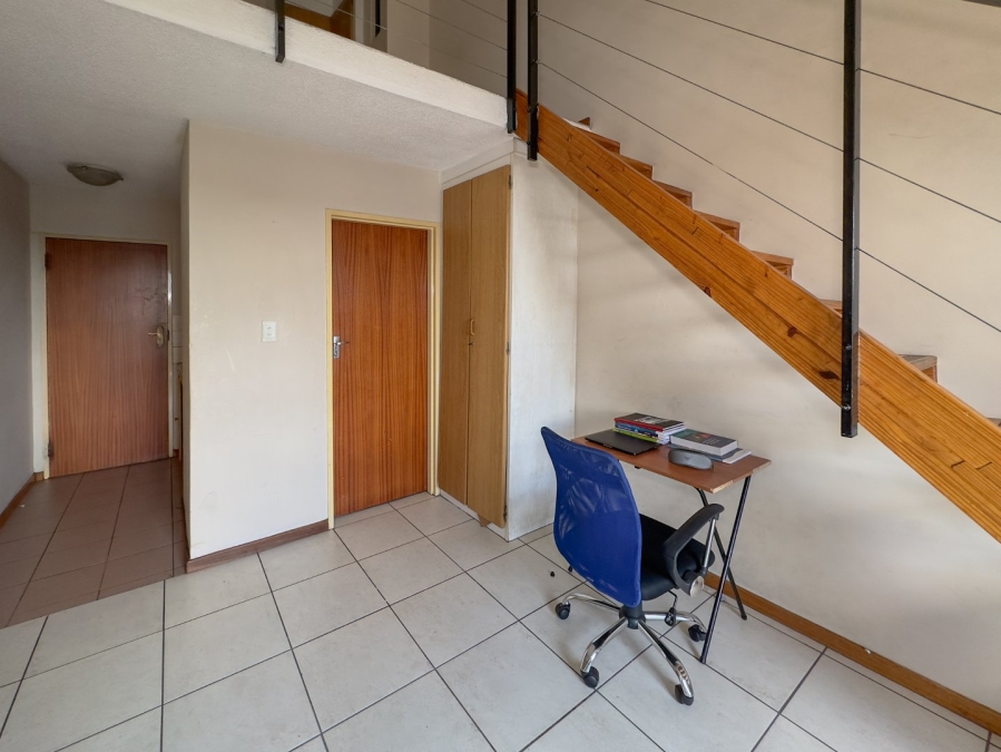 1 Bedroom Property for Sale in Hatfield Gauteng