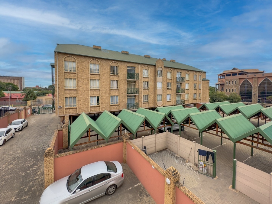 1 Bedroom Property for Sale in Hatfield Gauteng