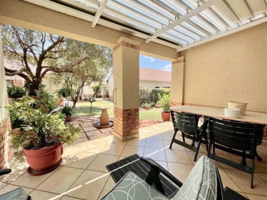 To Let 1 Bedroom Property for Rent in Hazeldean Gauteng