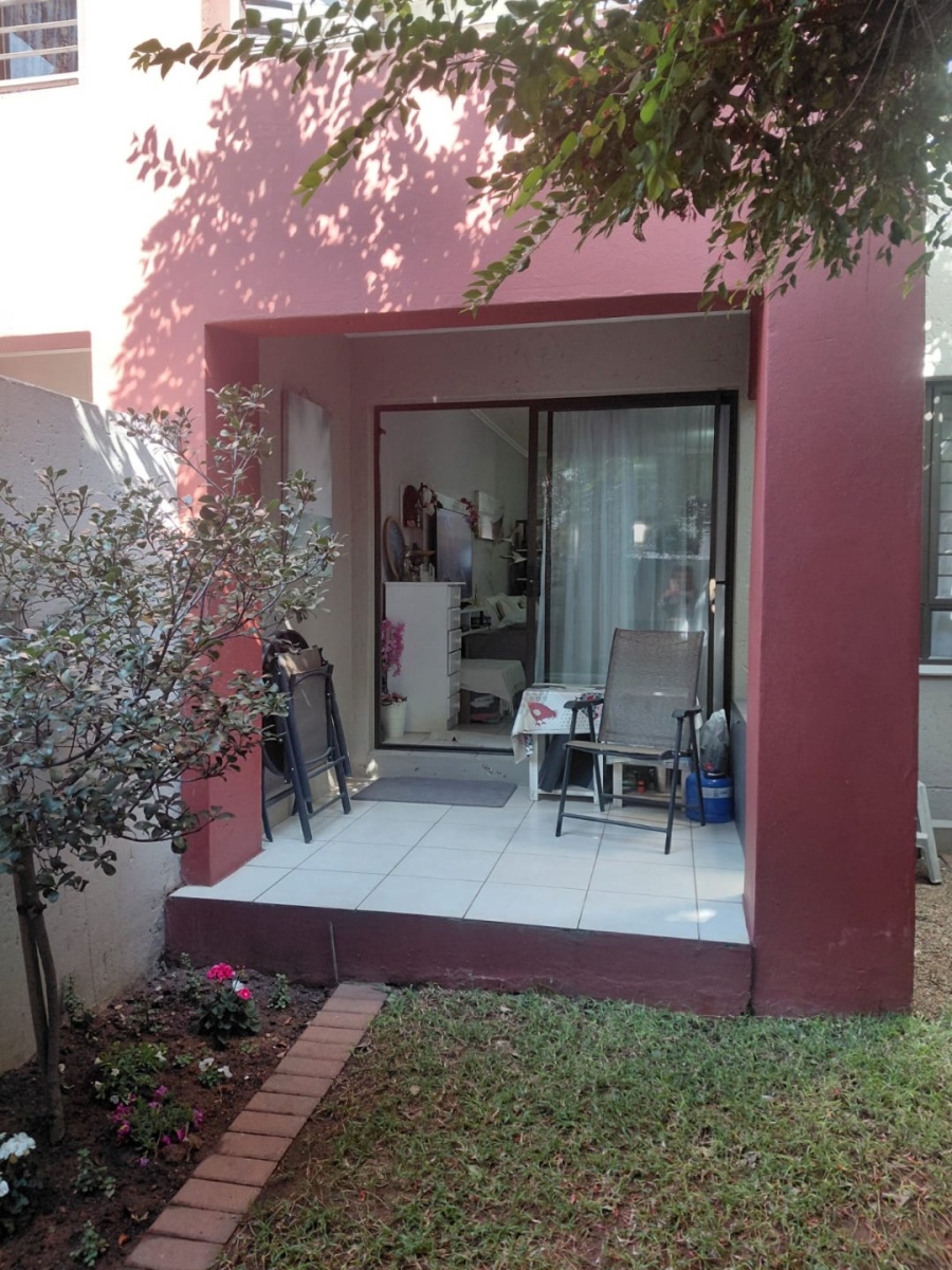  Bedroom Property for Sale in Lonehill Gauteng