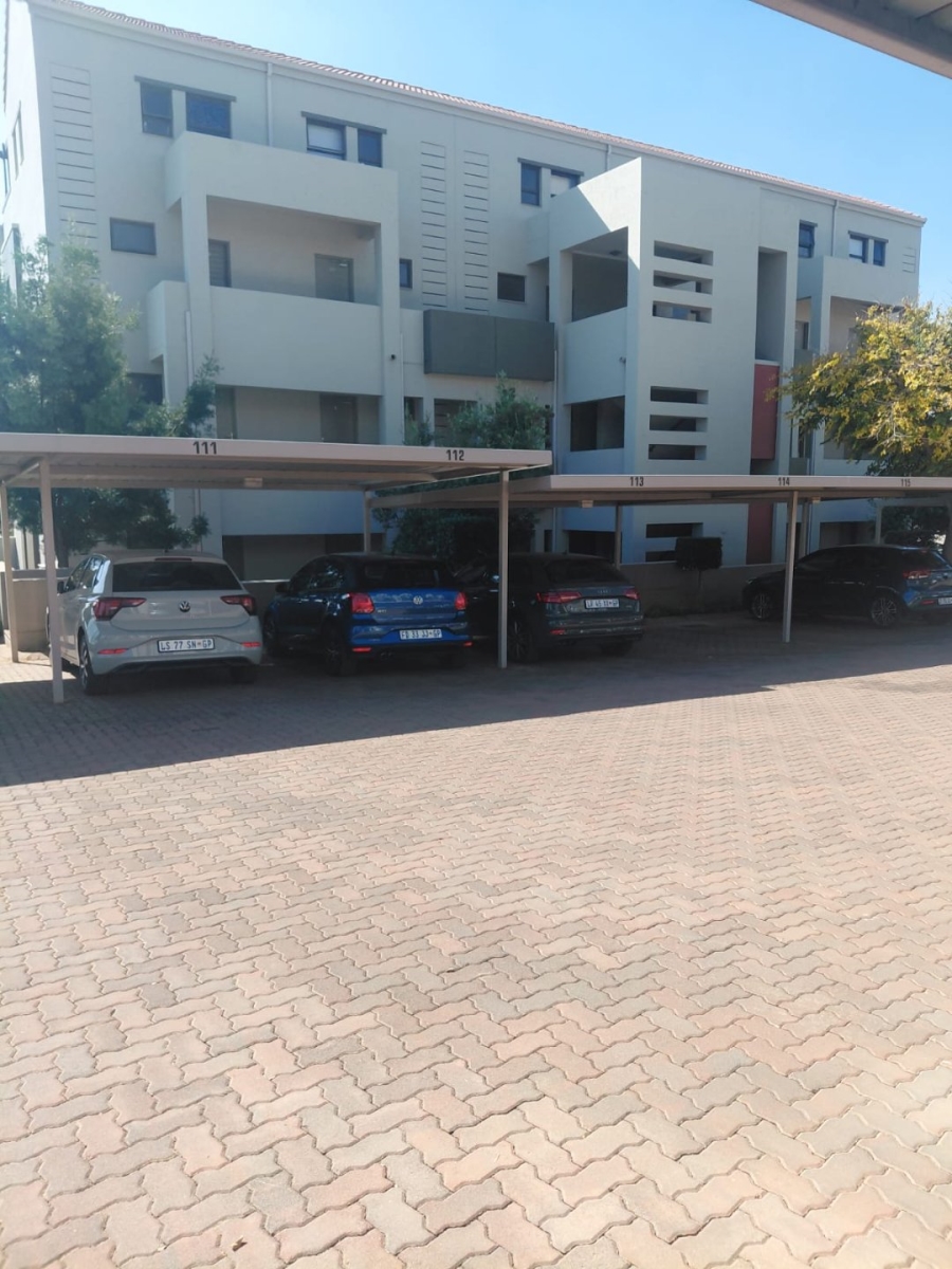  Bedroom Property for Sale in Lonehill Gauteng