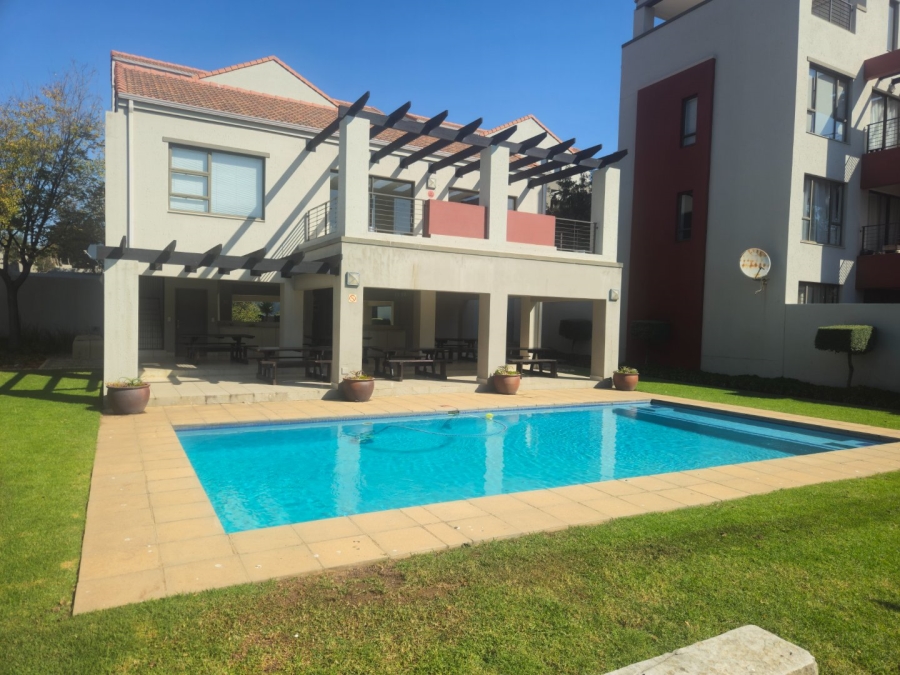  Bedroom Property for Sale in Lonehill Gauteng