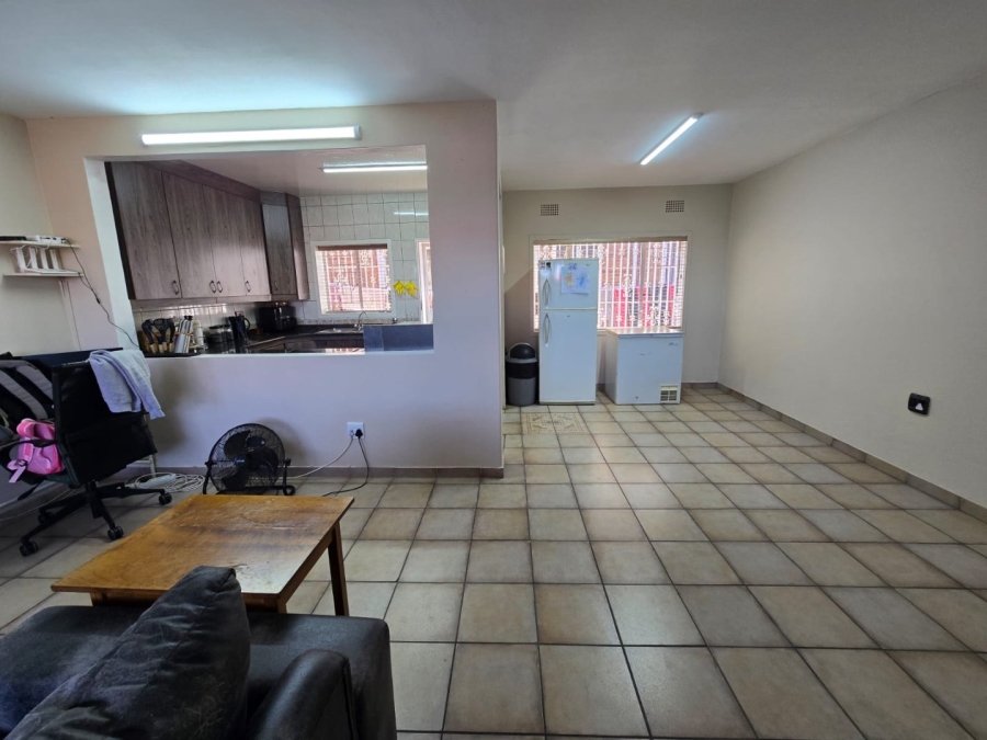 To Let 2 Bedroom Property for Rent in Witfield Gauteng