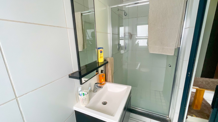 2 Bedroom Property for Sale in The Isle Gauteng
