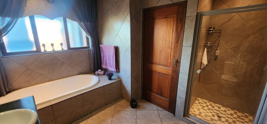 3 Bedroom Property for Sale in Willow Acres Gauteng