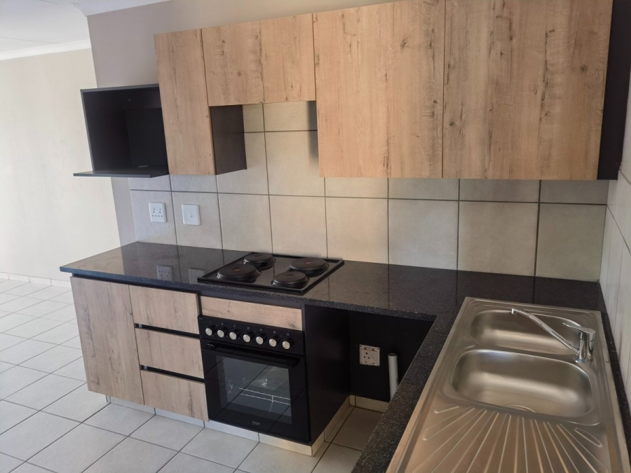 2 Bedroom Property for Sale in Cloverdene Gauteng