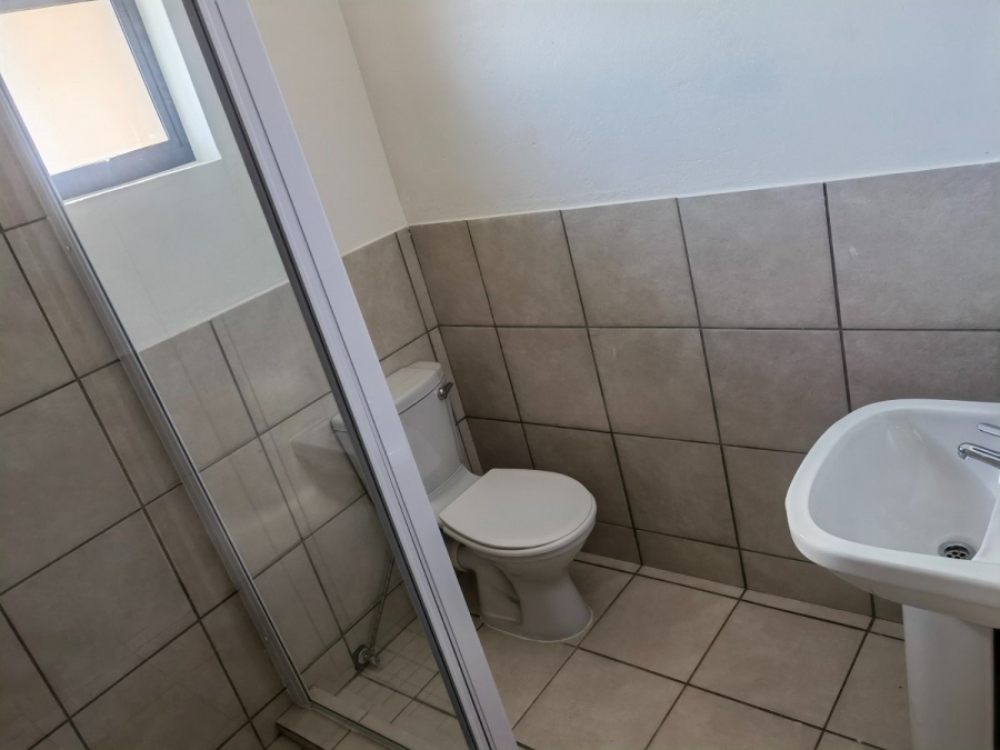 2 Bedroom Property for Sale in Cloverdene Gauteng