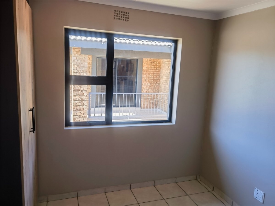 2 Bedroom Property for Sale in Cloverdene Gauteng