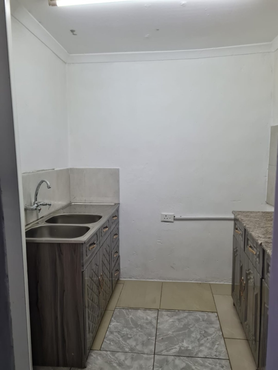 4 Bedroom Property for Sale in Lenasia Ext 13 Gauteng