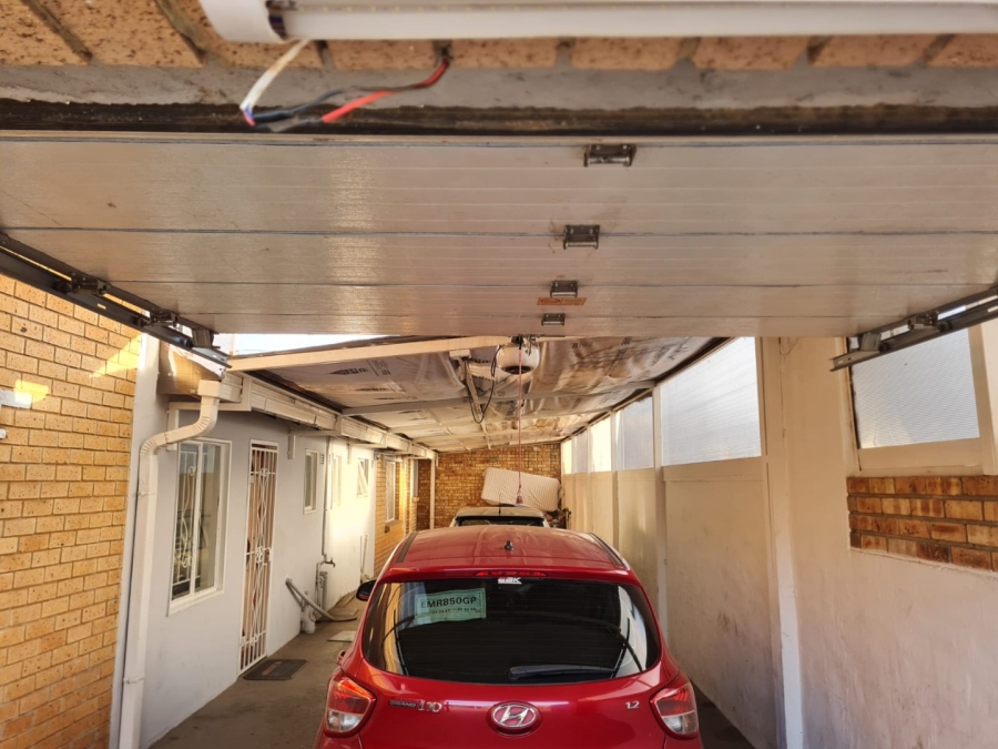 2 Bedroom Property for Sale in Lenasia Ext 13 Gauteng