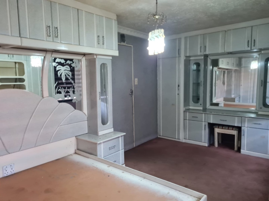 2 Bedroom Property for Sale in Lenasia Ext 13 Gauteng