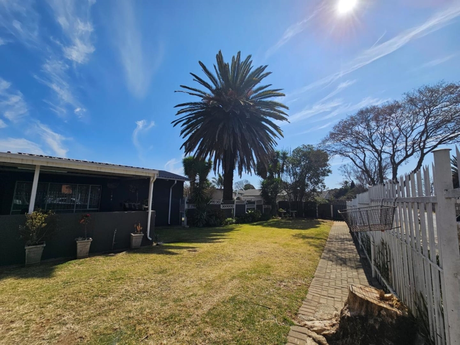 3 Bedroom Property for Sale in Bonaero Park Gauteng