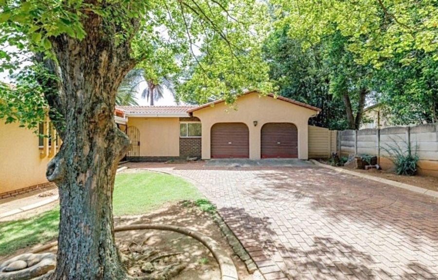 3 Bedroom Property for Sale in Birch Acres Gauteng