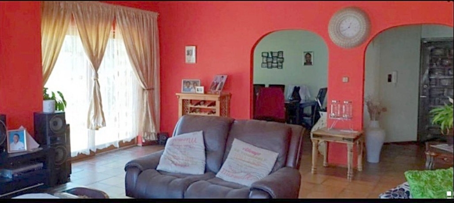 3 Bedroom Property for Sale in Birch Acres Gauteng