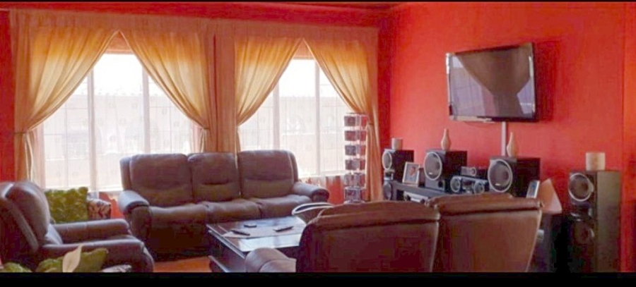 3 Bedroom Property for Sale in Birch Acres Gauteng