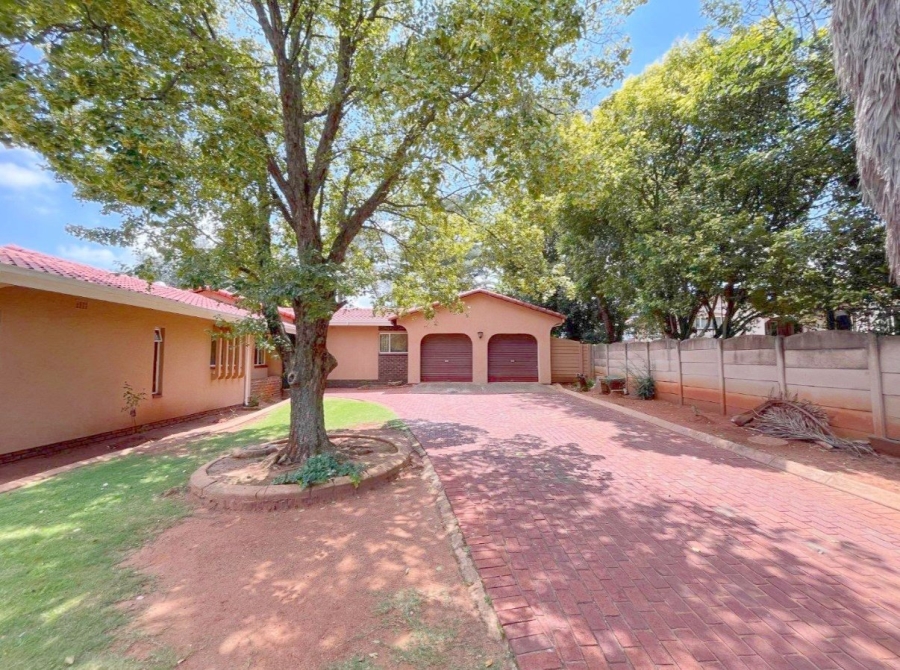 3 Bedroom Property for Sale in Birch Acres Gauteng
