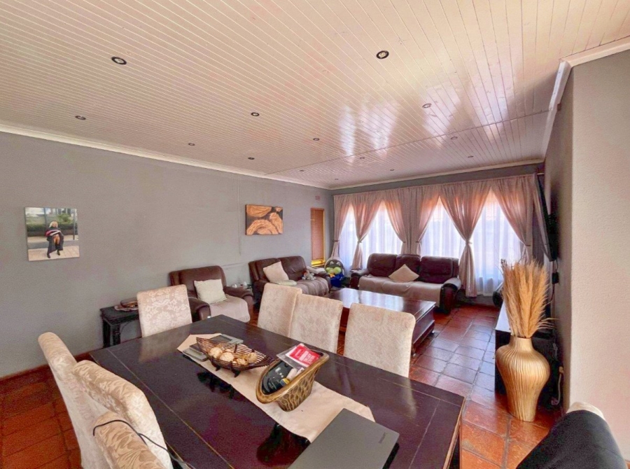 3 Bedroom Property for Sale in Birch Acres Gauteng