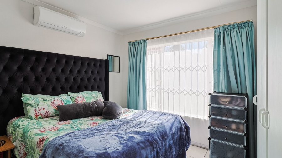 2 Bedroom Property for Sale in Wilgeheuwel Gauteng