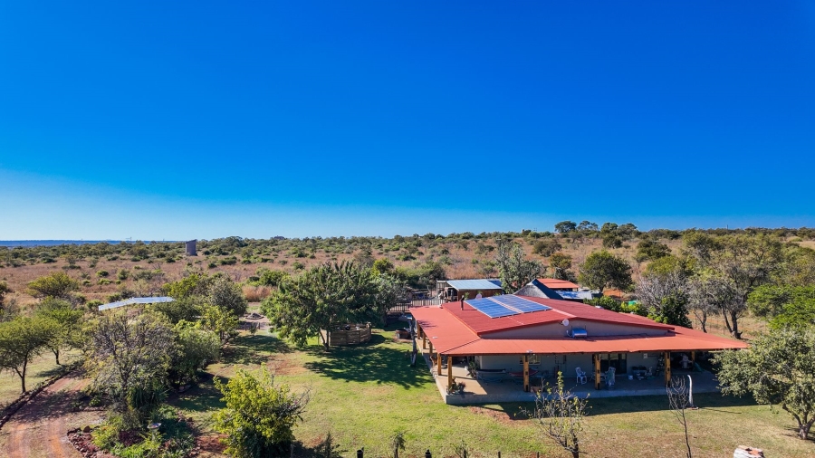 6 Bedroom Property for Sale in Dinokeng Game Reserve Gauteng