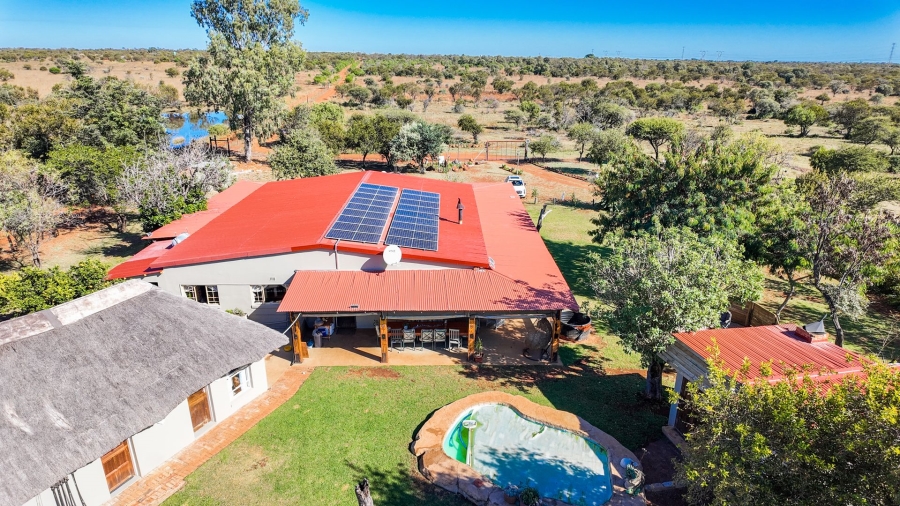 6 Bedroom Property for Sale in Dinokeng Game Reserve Gauteng