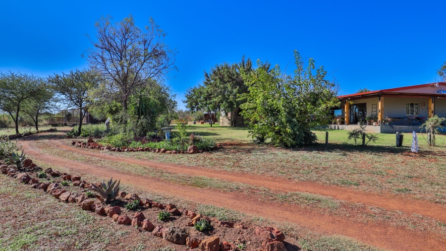 6 Bedroom Property for Sale in Dinokeng Game Reserve Gauteng