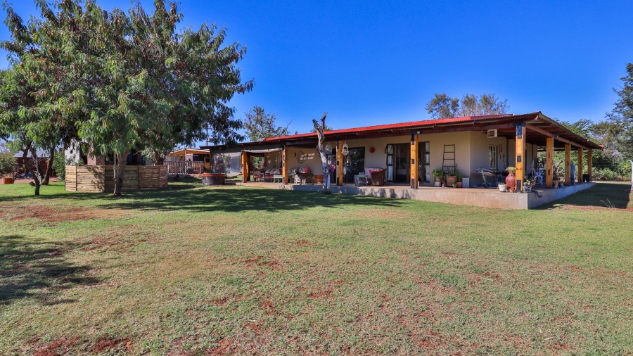6 Bedroom Property for Sale in Dinokeng Game Reserve Gauteng