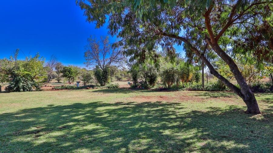 6 Bedroom Property for Sale in Dinokeng Game Reserve Gauteng