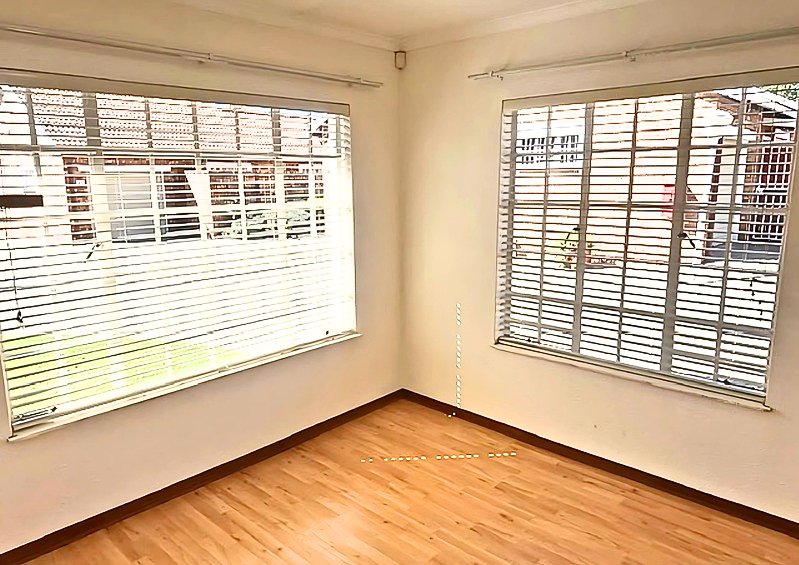 3 Bedroom Property for Sale in Wilro Park Gauteng