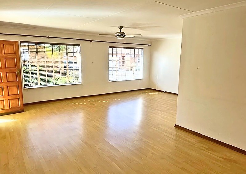 3 Bedroom Property for Sale in Wilro Park Gauteng