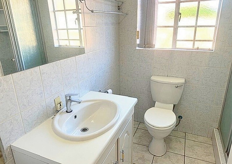 3 Bedroom Property for Sale in Wilro Park Gauteng