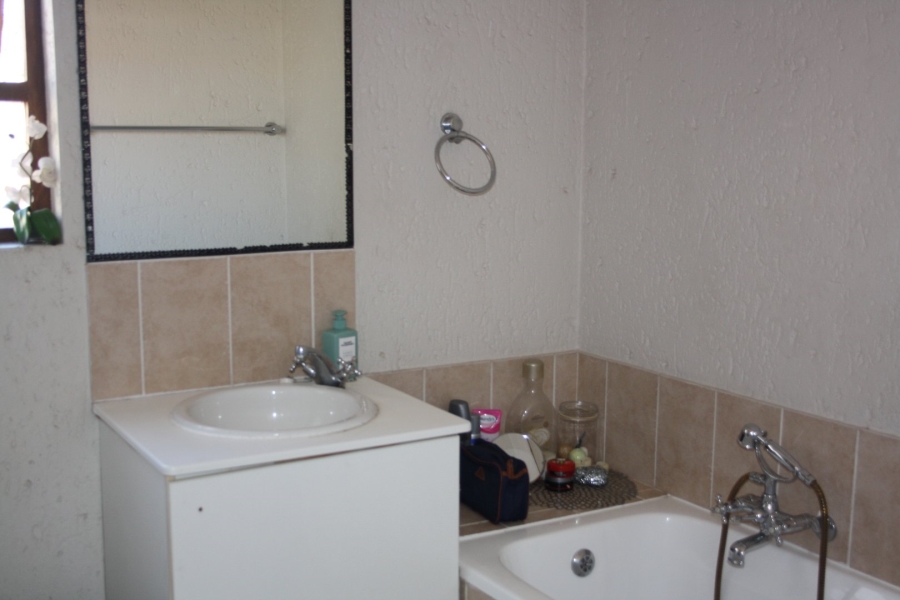 To Let 1 Bedroom Property for Rent in Paulshof Gauteng