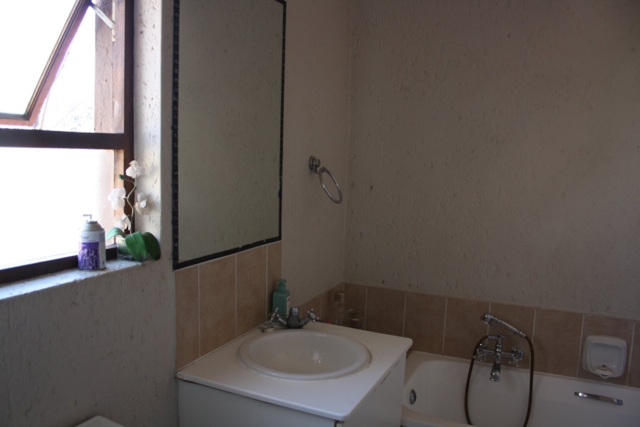 To Let 1 Bedroom Property for Rent in Paulshof Gauteng