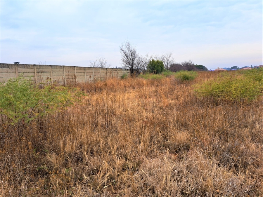  Bedroom Property for Sale in Kookrus Gauteng